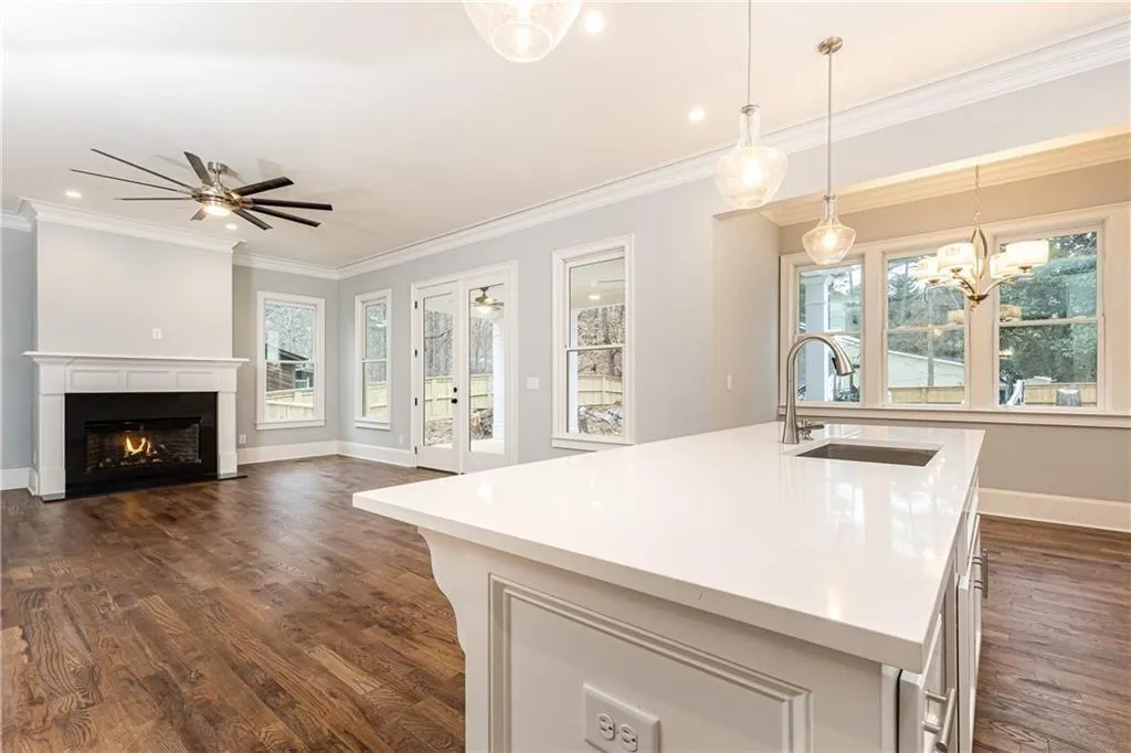 4101 Brookview Drive Se, Atlanta, Georgia 30339, 6 Bedrooms Bedrooms, ,6 BathroomsBathrooms,Residential,For Sale,4101 Brookview Drive Se,7563162