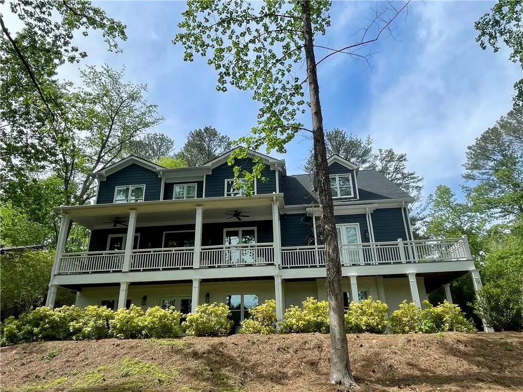 4101 Brookview Drive Se, Atlanta, Georgia 30339, 6 Bedrooms Bedrooms, ,6 BathroomsBathrooms,Residential,For Sale,4101 Brookview Drive Se,7563162