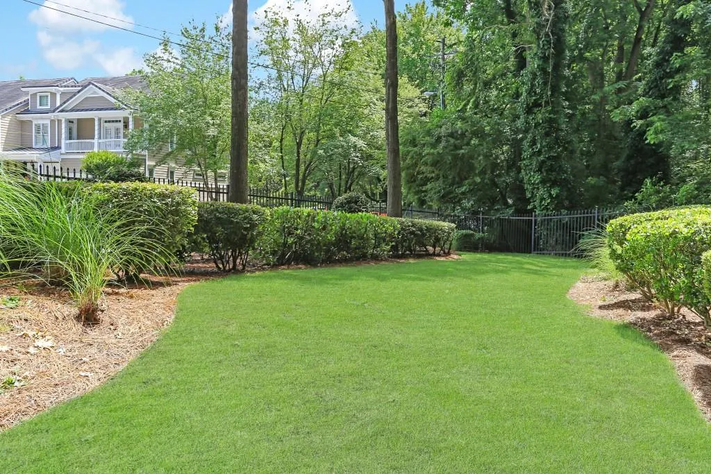 5559 Glenridge Drive Unit 2305, Atlanta, Georgia 30342, 1 Bedroom Bedrooms, ,1 BathroomBathrooms,Residential,Sold,5559 Glenridge Drive Unit 2305,6776495