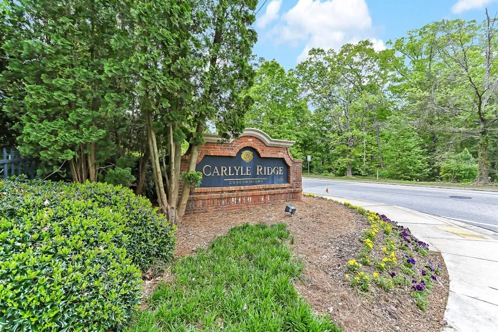 5559 Glenridge Drive Unit 2305, Atlanta, Georgia 30342, 1 Bedroom Bedrooms, ,1 BathroomBathrooms,Residential,Sold,5559 Glenridge Drive Unit 2305,6776495