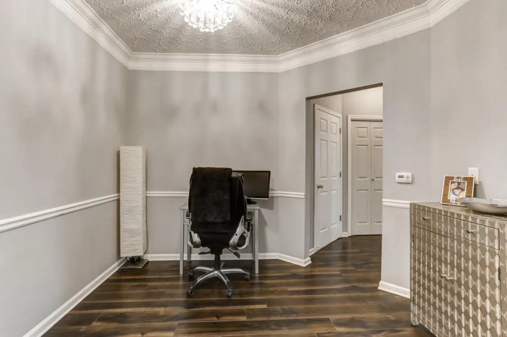 5559 Glenridge Drive Unit 2305, Atlanta, Georgia 30342, 1 Bedroom Bedrooms, ,1 BathroomBathrooms,Residential,Sold,5559 Glenridge Drive Unit 2305,6776495