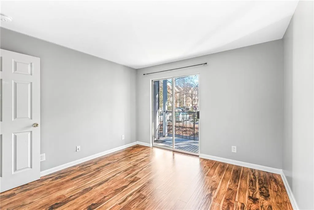 420 Granville Court, Sandy Springs, Georgia 30328, 1 Bedroom Bedrooms, ,1 BathroomBathrooms,Residential,Sold,420 Granville Court,6846395