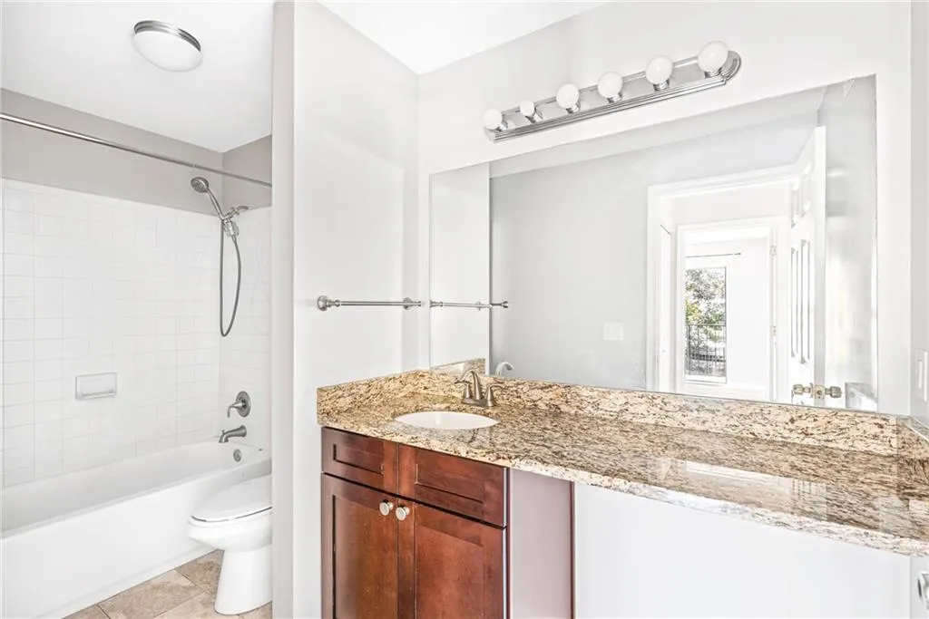 420 Granville Court, Sandy Springs, Georgia 30328, 1 Bedroom Bedrooms, ,1 BathroomBathrooms,Residential,Sold,420 Granville Court,6846395
