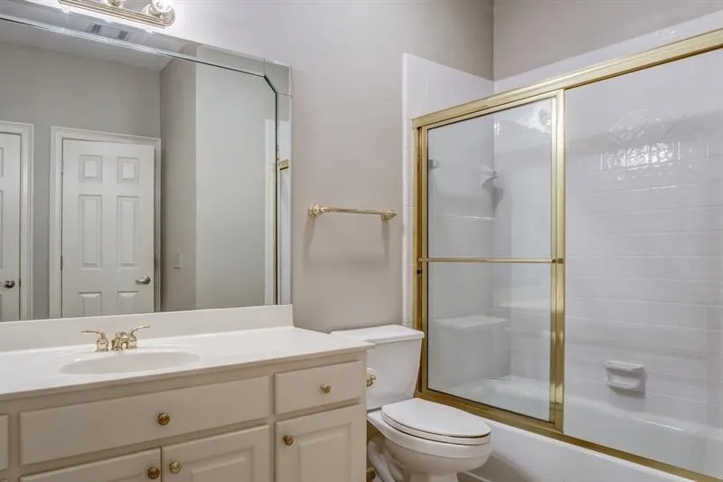 8150 Nesbit Ferry Road, Sandy Springs, Georgia 30350, 6 Bedrooms Bedrooms, ,6 BathroomsBathrooms,Residential,Sold,8150 Nesbit Ferry Road,6635352