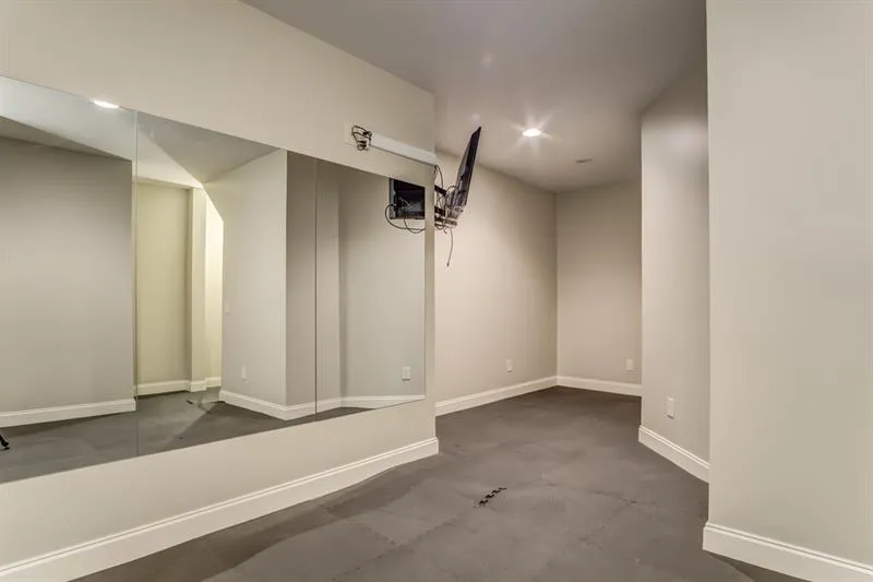 8150 Nesbit Ferry Road, Sandy Springs, Georgia 30350, 6 Bedrooms Bedrooms, ,6 BathroomsBathrooms,Residential,Sold,8150 Nesbit Ferry Road,6635352