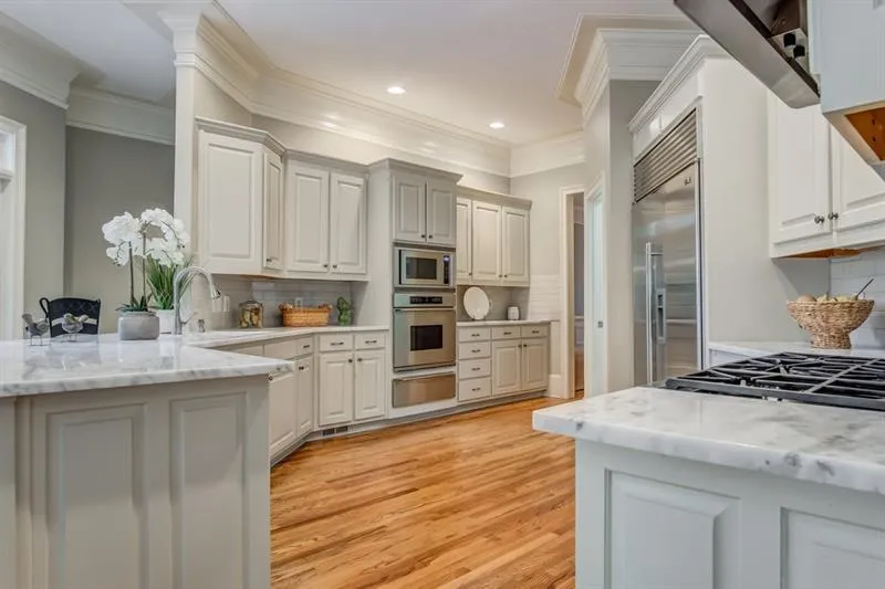 8150 Nesbit Ferry Road, Sandy Springs, Georgia 30350, 6 Bedrooms Bedrooms, ,6 BathroomsBathrooms,Residential,Sold,8150 Nesbit Ferry Road,6635352