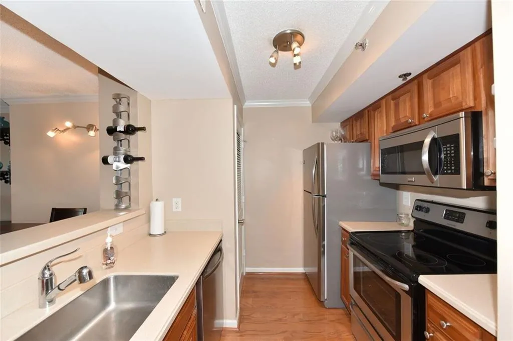 795 Hammond Drive Unit 1704, Atlanta, Georgia 30328, 1 Bedroom Bedrooms, ,1 BathroomBathrooms,Residential,Sold,795 Hammond Drive Unit 1704,5902788