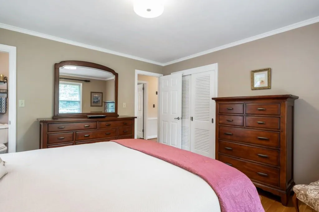 90 River Springs Drive, Sandy Springs, Georgia 30328, 4 Bedrooms Bedrooms, ,3 BathroomsBathrooms,Residential,Sold,90 River Springs Drive,6741373