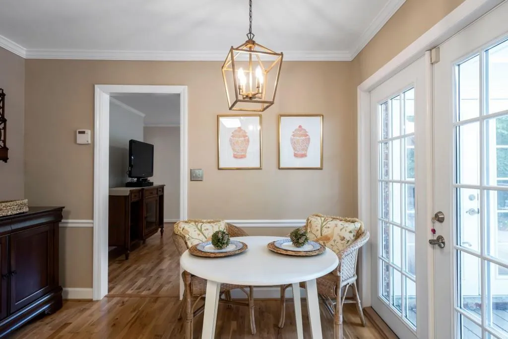 90 River Springs Drive, Sandy Springs, Georgia 30328, 4 Bedrooms Bedrooms, ,3 BathroomsBathrooms,Residential,Sold,90 River Springs Drive,6741373