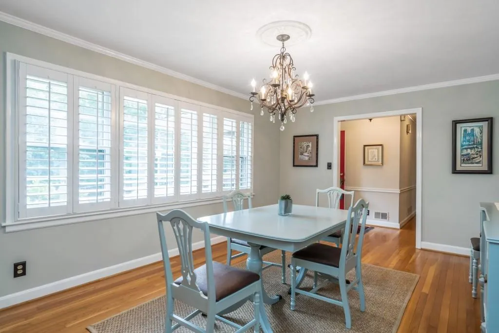 90 River Springs Drive, Sandy Springs, Georgia 30328, 4 Bedrooms Bedrooms, ,3 BathroomsBathrooms,Residential,Sold,90 River Springs Drive,6741373