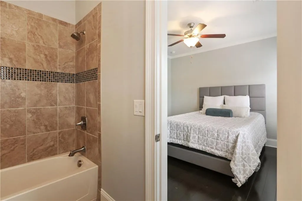 313 Alderwood Lane, Atlanta, Georgia 30328, 3 Bedrooms Bedrooms, ,3 BathroomsBathrooms,Residential,Sold,313 Alderwood Lane,6002650