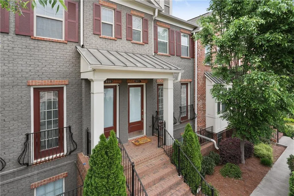 313 Alderwood Lane, Atlanta, Georgia 30328, 3 Bedrooms Bedrooms, ,3 BathroomsBathrooms,Residential,Sold,313 Alderwood Lane,6002650