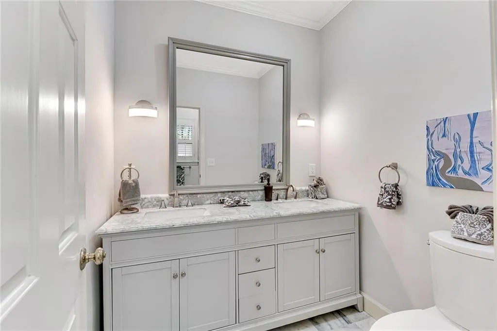 310 Green Park Court, Atlanta, Georgia 30327, 5 Bedrooms Bedrooms, ,4 BathroomsBathrooms,Residential,Sold,310 Green Park Court,7026248