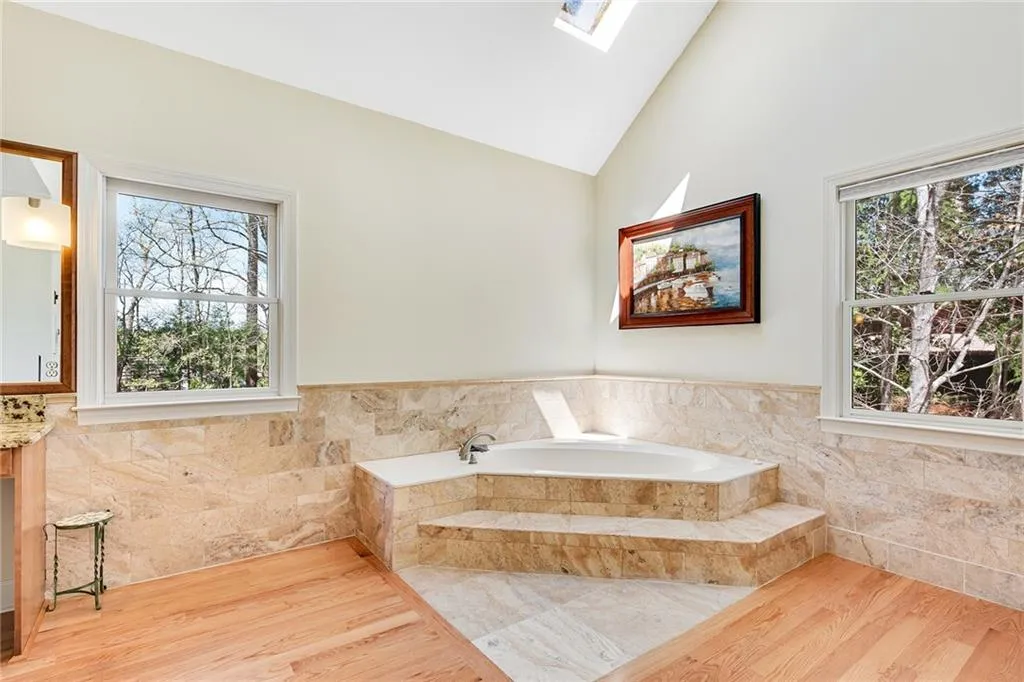 310 Green Park Court, Atlanta, Georgia 30327, 5 Bedrooms Bedrooms, ,4 BathroomsBathrooms,Residential,Sold,310 Green Park Court,7026248