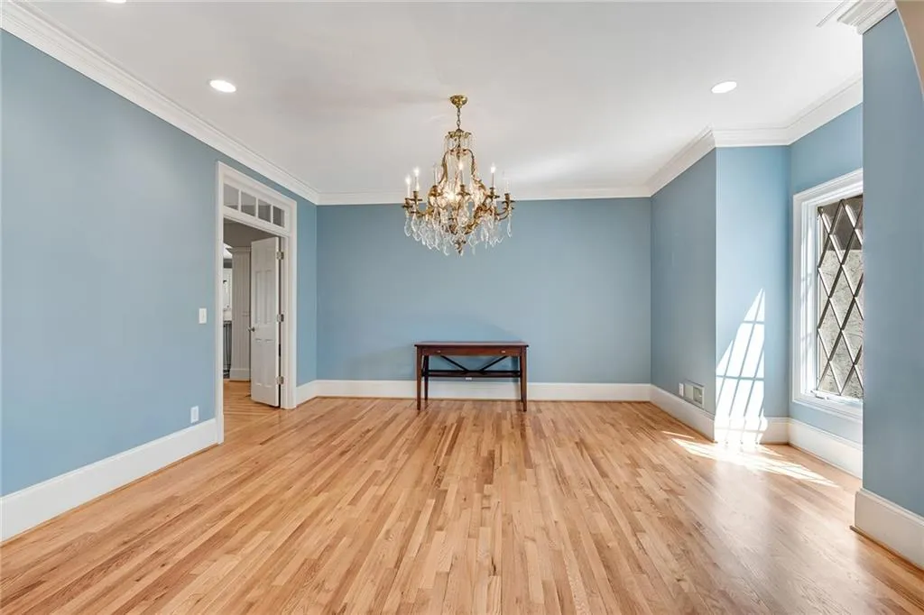 310 Green Park Court, Atlanta, Georgia 30327, 5 Bedrooms Bedrooms, ,4 BathroomsBathrooms,Residential,Sold,310 Green Park Court,7026248