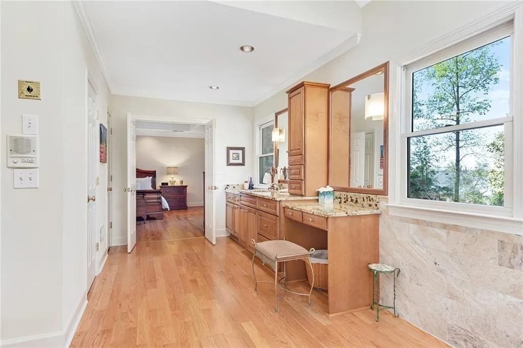 310 Green Park Court, Atlanta, Georgia 30327, 5 Bedrooms Bedrooms, ,4 BathroomsBathrooms,Residential,Sold,310 Green Park Court,7026248