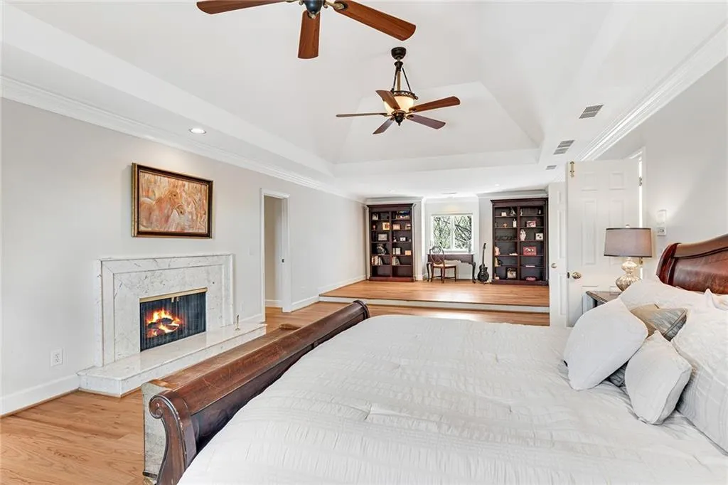 310 Green Park Court, Atlanta, Georgia 30327, 5 Bedrooms Bedrooms, ,4 BathroomsBathrooms,Residential,Sold,310 Green Park Court,7026248