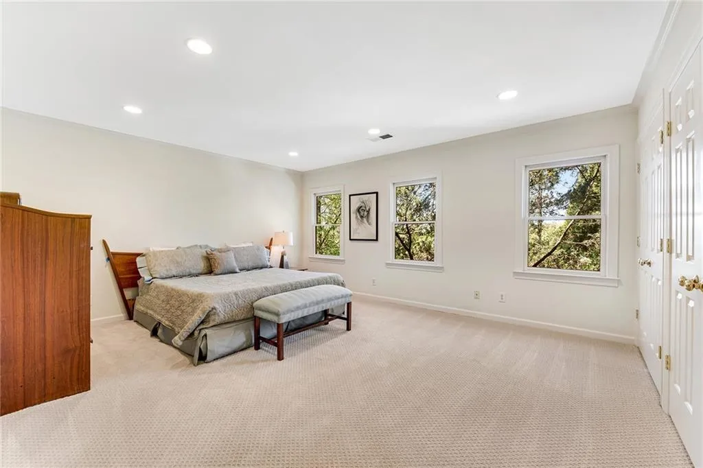 310 Green Park Court, Atlanta, Georgia 30327, 5 Bedrooms Bedrooms, ,4 BathroomsBathrooms,Residential,Sold,310 Green Park Court,7026248