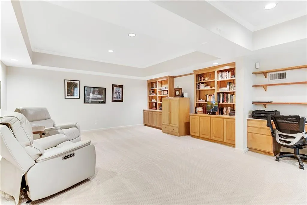 310 Green Park Court, Atlanta, Georgia 30327, 5 Bedrooms Bedrooms, ,4 BathroomsBathrooms,Residential,Sold,310 Green Park Court,7026248