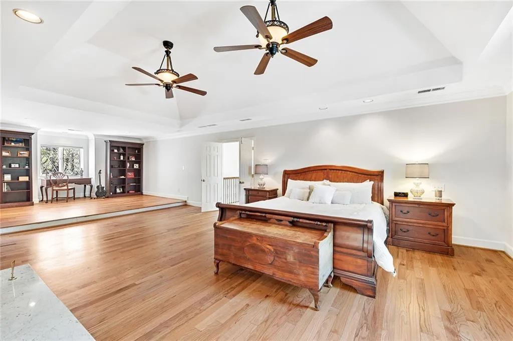 310 Green Park Court, Atlanta, Georgia 30327, 5 Bedrooms Bedrooms, ,4 BathroomsBathrooms,Residential,Sold,310 Green Park Court,7026248