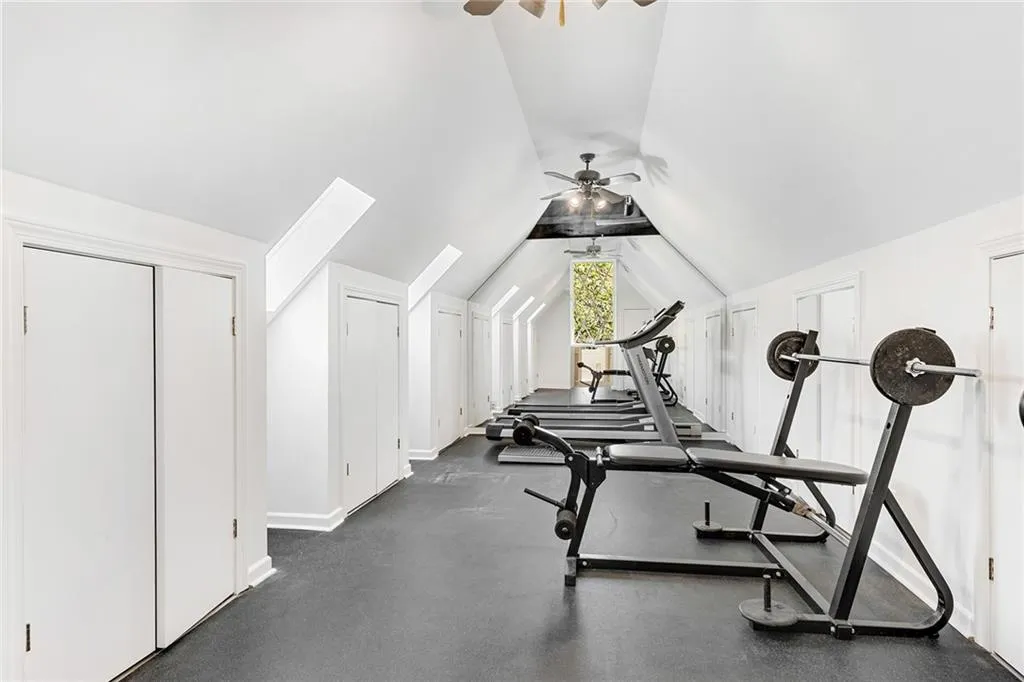 310 Green Park Court, Atlanta, Georgia 30327, 5 Bedrooms Bedrooms, ,4 BathroomsBathrooms,Residential,Sold,310 Green Park Court,7026248