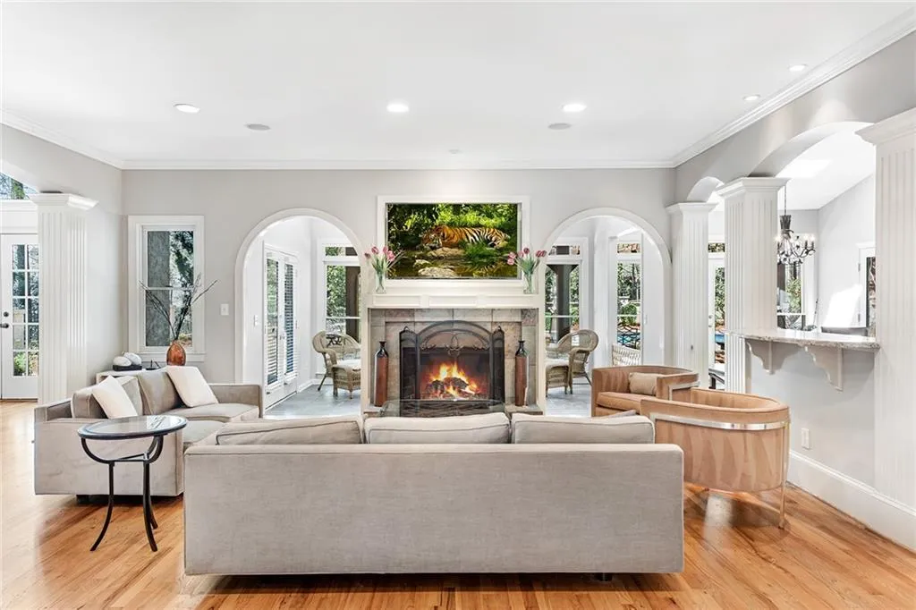 310 Green Park Court, Atlanta, Georgia 30327, 5 Bedrooms Bedrooms, ,4 BathroomsBathrooms,Residential,Sold,310 Green Park Court,7026248