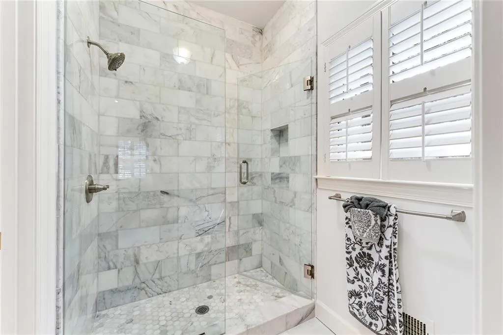 310 Green Park Court, Atlanta, Georgia 30327, 5 Bedrooms Bedrooms, ,4 BathroomsBathrooms,Residential,Sold,310 Green Park Court,7026248