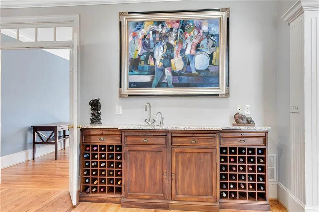 310 Green Park Court, Atlanta, Georgia 30327, 5 Bedrooms Bedrooms, ,4 BathroomsBathrooms,Residential,Sold,310 Green Park Court,7026248