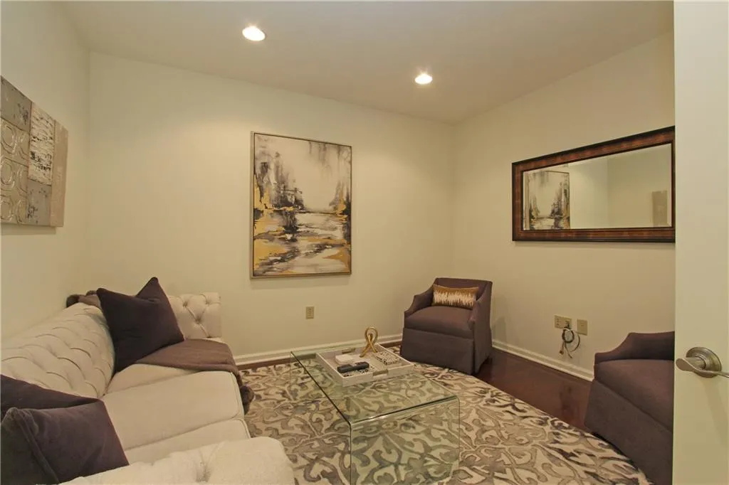 2950 Mount Wilkinson Parkway Unit 1010, Atlanta, Georgia 30339, 3 Bedrooms Bedrooms, ,3 BathroomsBathrooms,Residential,Sold,2950 Mount Wilkinson Parkway Unit 1010,5817196