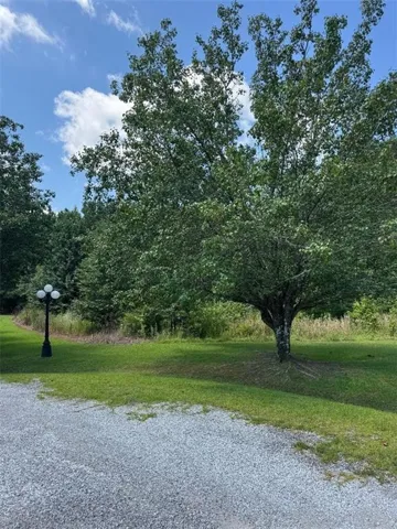 155 County Road 424, Centre, Alabama 35960