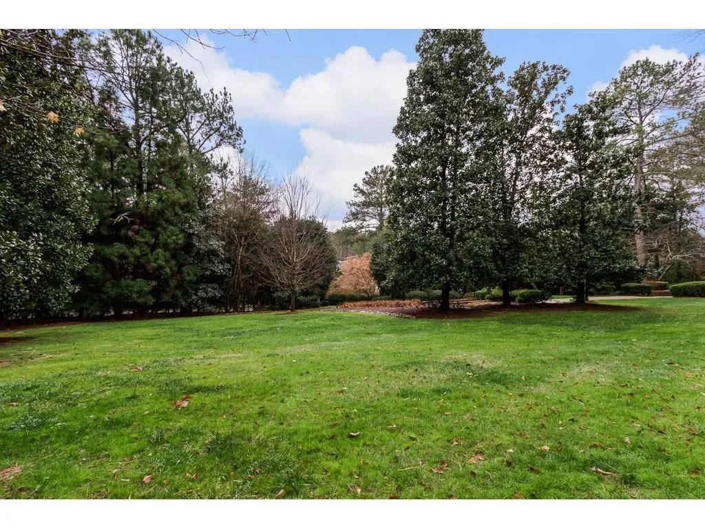 805 Crest Valley Drive, Sandy Springs, Georgia 30327, 7 Bedrooms Bedrooms, ,6 BathroomsBathrooms,Residential,Sold,805 Crest Valley Drive,6719244