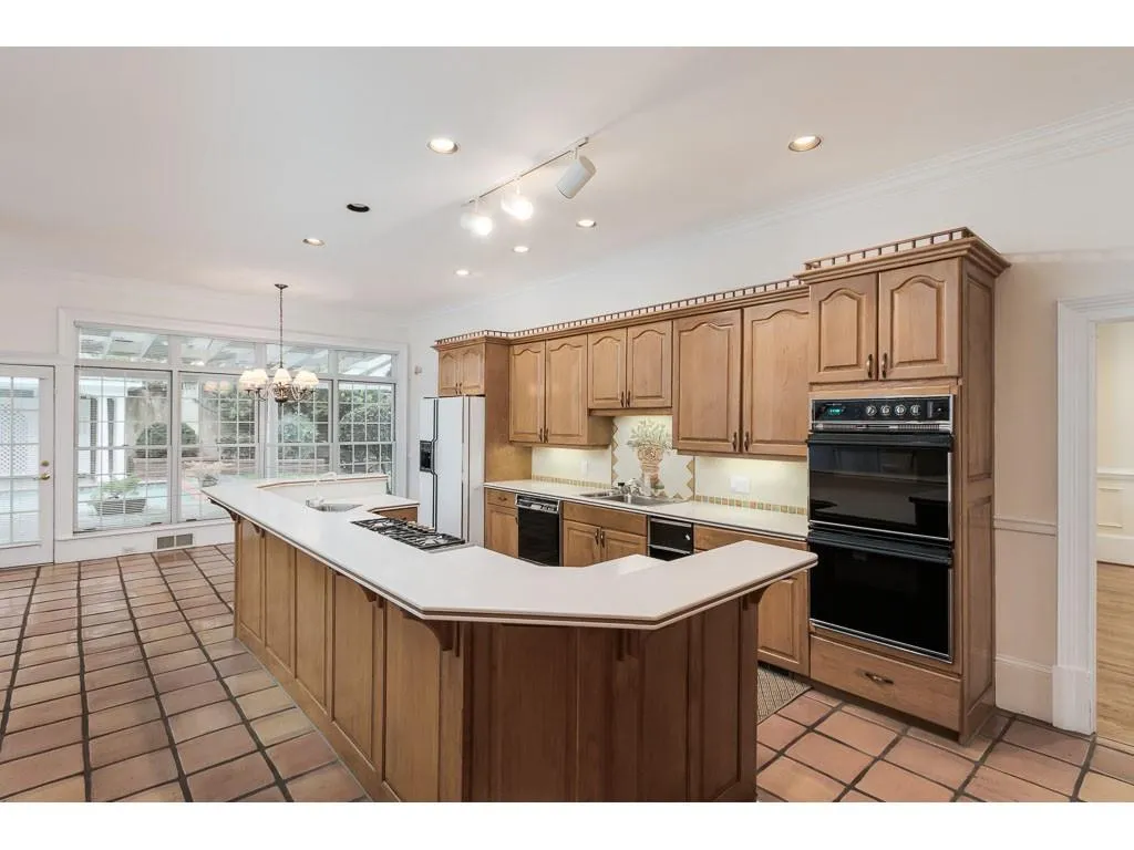 805 Crest Valley Drive, Sandy Springs, Georgia 30327, 7 Bedrooms Bedrooms, ,6 BathroomsBathrooms,Residential,Sold,805 Crest Valley Drive,6719244