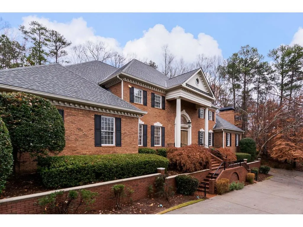 805 Crest Valley Drive, Sandy Springs, Georgia 30327, 7 Bedrooms Bedrooms, ,6 BathroomsBathrooms,Residential,Sold,805 Crest Valley Drive,6719244