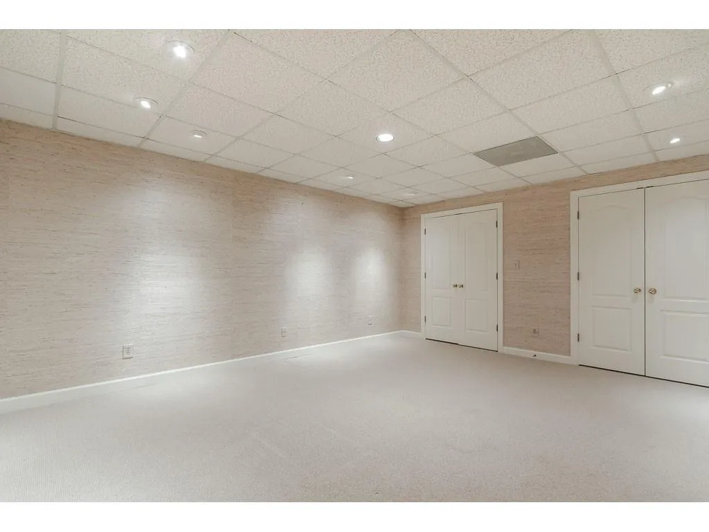 805 Crest Valley Drive, Sandy Springs, Georgia 30327, 7 Bedrooms Bedrooms, ,6 BathroomsBathrooms,Residential,Sold,805 Crest Valley Drive,6719244