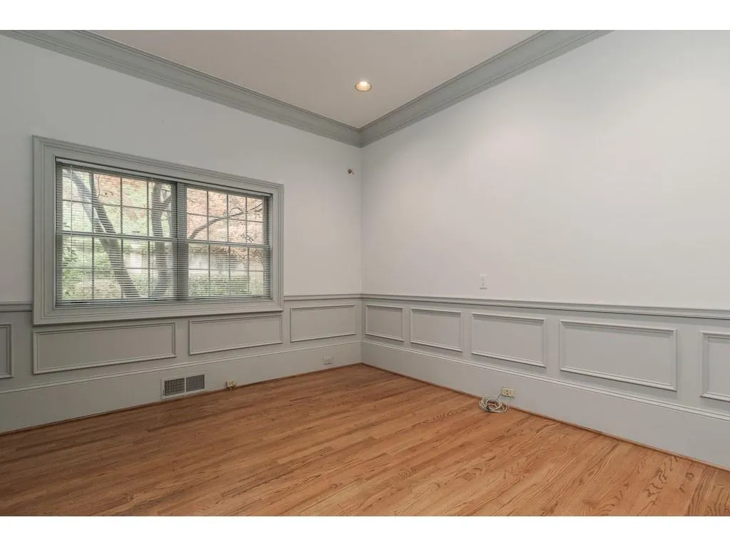 805 Crest Valley Drive, Sandy Springs, Georgia 30327, 7 Bedrooms Bedrooms, ,6 BathroomsBathrooms,Residential,Sold,805 Crest Valley Drive,6719244