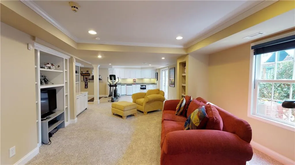 5670 Lake Island Drive Nw, Sandy Springs, Georgia 30327, 6 Bedrooms Bedrooms, ,4 BathroomsBathrooms,Residential,Sold,5670 Lake Island Drive Nw,5969019