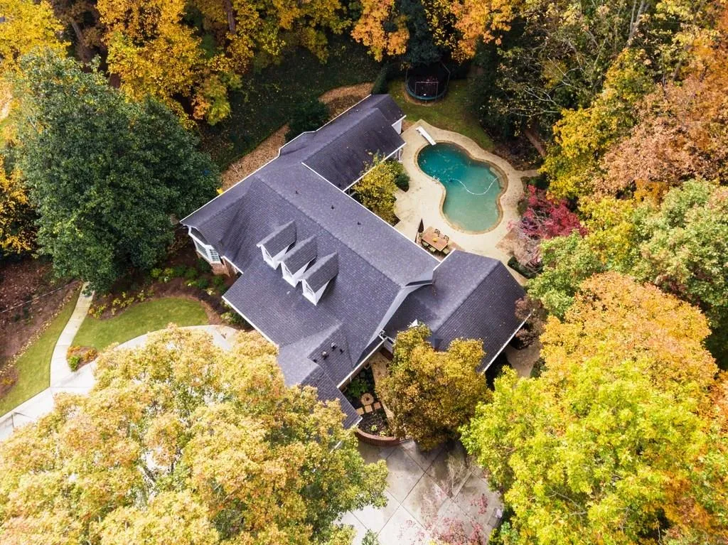 5670 Lake Island Drive Nw, Sandy Springs, Georgia 30327, 6 Bedrooms Bedrooms, ,4 BathroomsBathrooms,Residential,Sold,5670 Lake Island Drive Nw,5969019