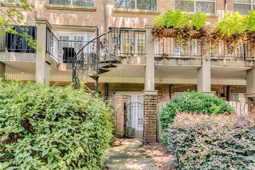 6980 Roswell Road Unit K7, Sandy Springs, Georgia 30328, 2 Bedrooms Bedrooms, ,2 BathroomsBathrooms,Residential,Sold,6980 Roswell Road Unit K7,6924169