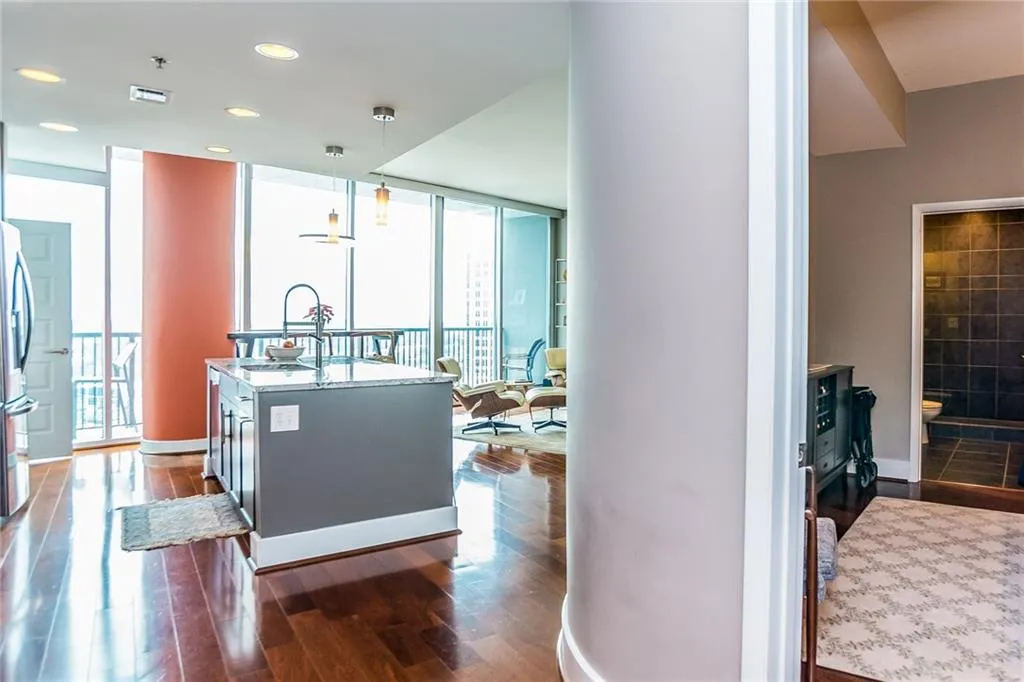 1080 Peachtree Street Ne Unit 2509, Atlanta, Georgia 30309, 2 Bedrooms Bedrooms, ,2 BathroomsBathrooms,Residential,Sold,1080 Peachtree Street Ne Unit 2509,5951302