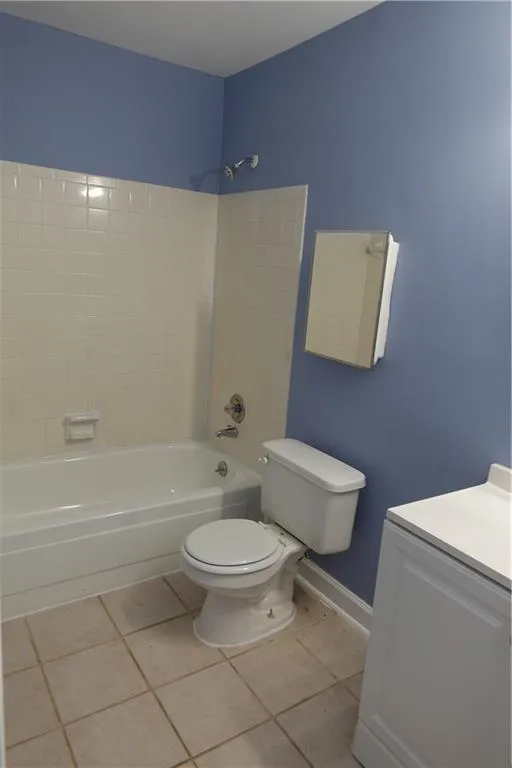 365 Winding River Drive Unit F, Sandy Springs, Georgia 30350, 2 Bedrooms Bedrooms, ,2 BathroomsBathrooms,Residential,Sold,365 Winding River Drive Unit F,6762742