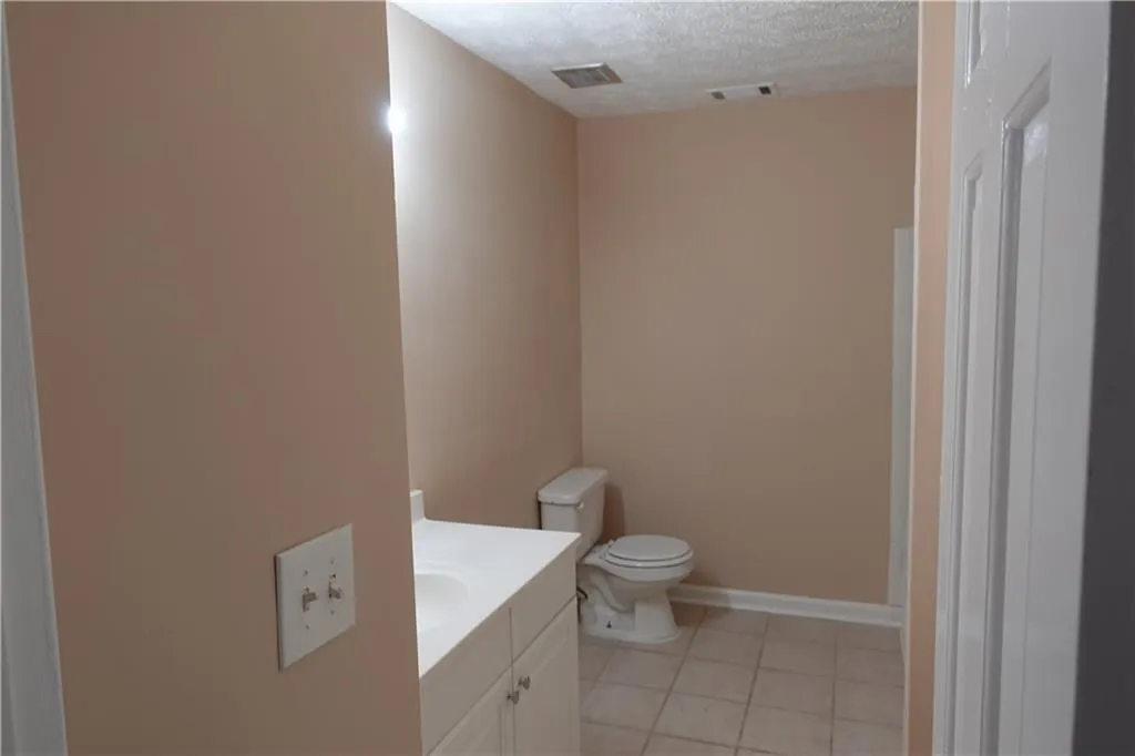 365 Winding River Drive Unit F, Sandy Springs, Georgia 30350, 2 Bedrooms Bedrooms, ,2 BathroomsBathrooms,Residential,Sold,365 Winding River Drive Unit F,6762742