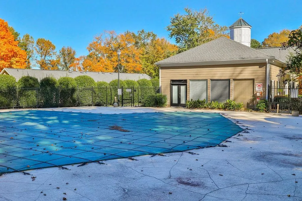 1105 Brighton Point, Atlanta, Georgia 30328, 3 Bedrooms Bedrooms, ,2 BathroomsBathrooms,Residential,Sold,1105 Brighton Point,6967408