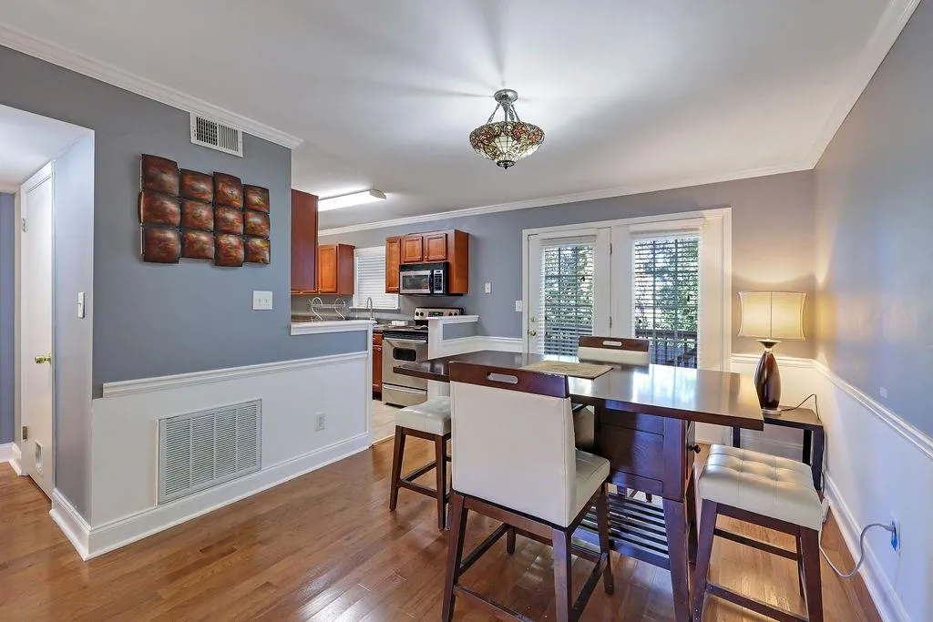 1105 Brighton Point, Atlanta, Georgia 30328, 3 Bedrooms Bedrooms, ,2 BathroomsBathrooms,Residential,Sold,1105 Brighton Point,6967408