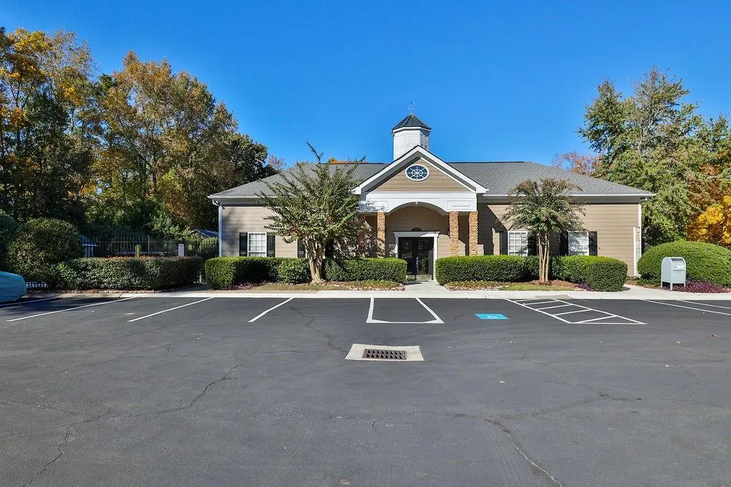 1105 Brighton Point, Atlanta, Georgia 30328, 3 Bedrooms Bedrooms, ,2 BathroomsBathrooms,Residential,Sold,1105 Brighton Point,6967408