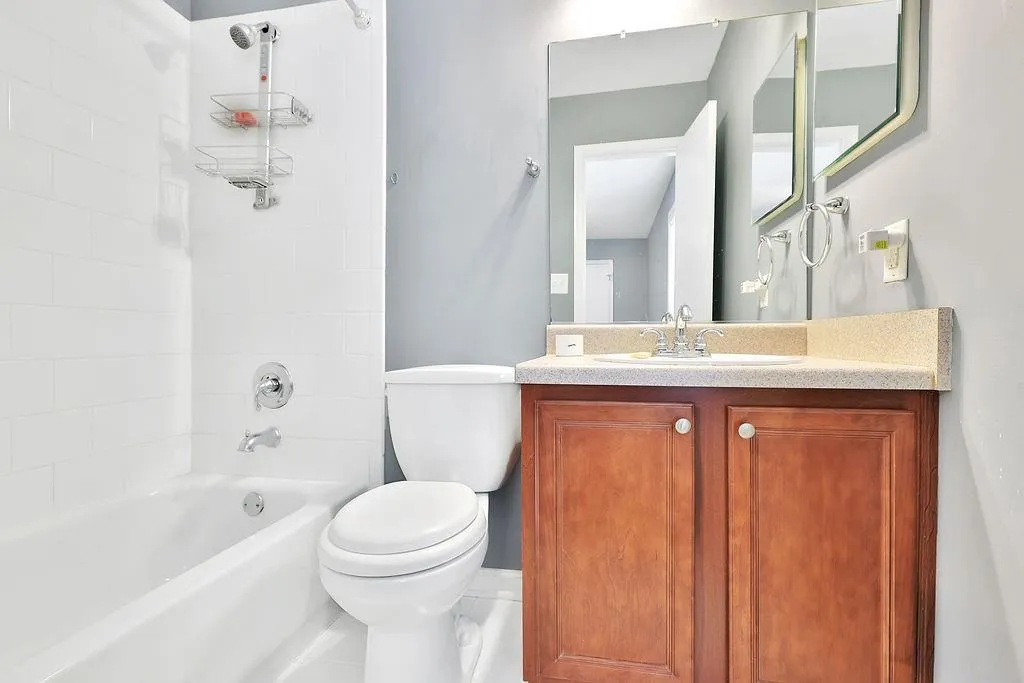 1105 Brighton Point, Atlanta, Georgia 30328, 3 Bedrooms Bedrooms, ,2 BathroomsBathrooms,Residential,Sold,1105 Brighton Point,6967408