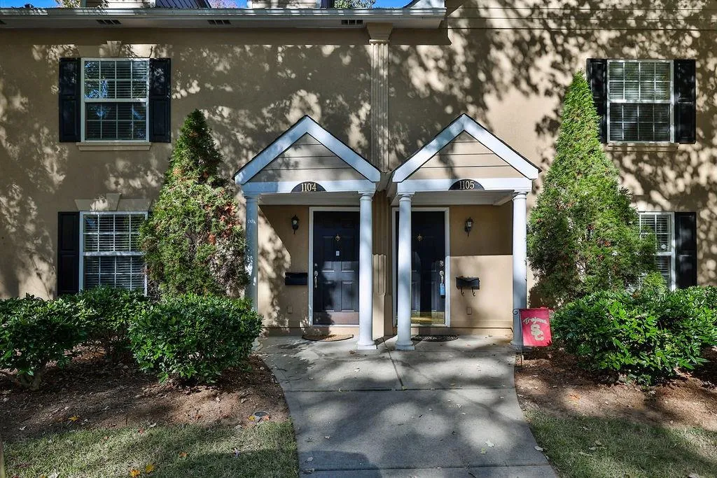 1105 Brighton Point, Atlanta, Georgia 30328, 3 Bedrooms Bedrooms, ,2 BathroomsBathrooms,Residential,Sold,1105 Brighton Point,6967408