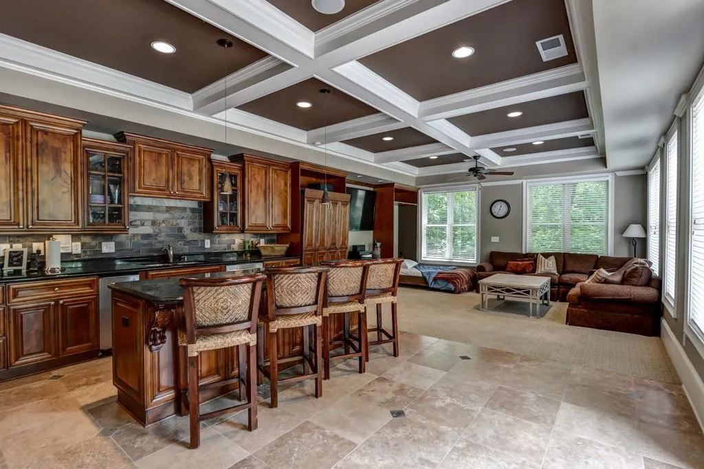 130 Strauss Lane, Sandy Springs, Georgia 30350, 6 Bedrooms Bedrooms, ,7 BathroomsBathrooms,Residential,Sold,130 Strauss Lane,5542529