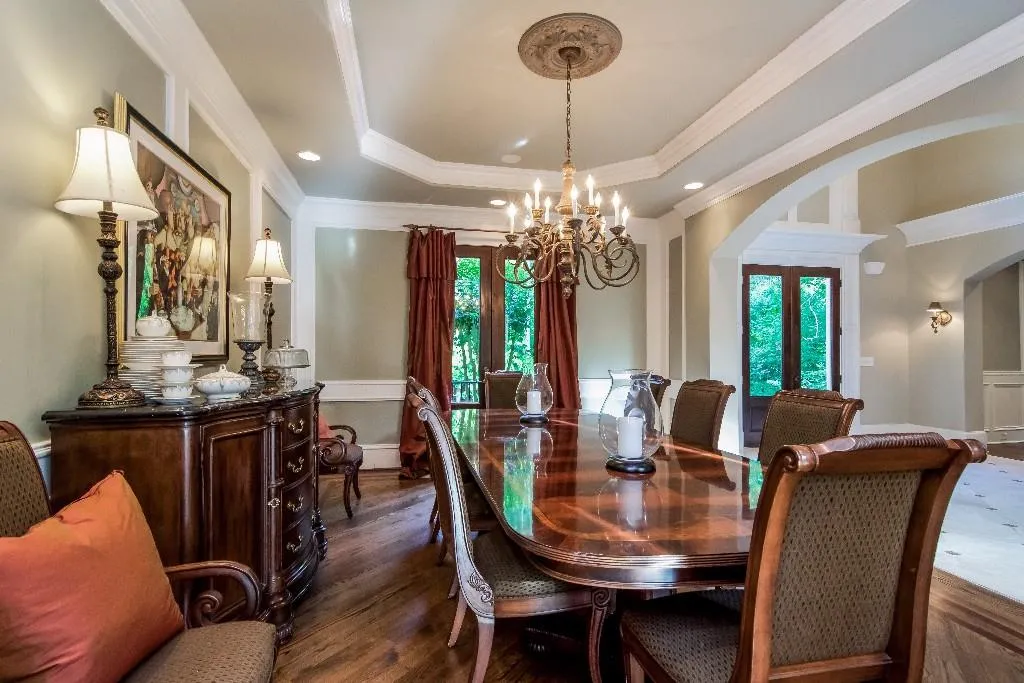 130 Strauss Lane, Sandy Springs, Georgia 30350, 6 Bedrooms Bedrooms, ,7 BathroomsBathrooms,Residential,Sold,130 Strauss Lane,5542529