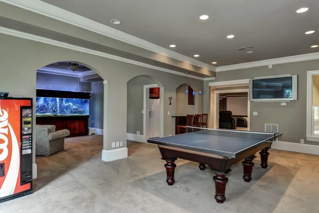 130 Strauss Lane, Sandy Springs, Georgia 30350, 6 Bedrooms Bedrooms, ,7 BathroomsBathrooms,Residential,Sold,130 Strauss Lane,5542529