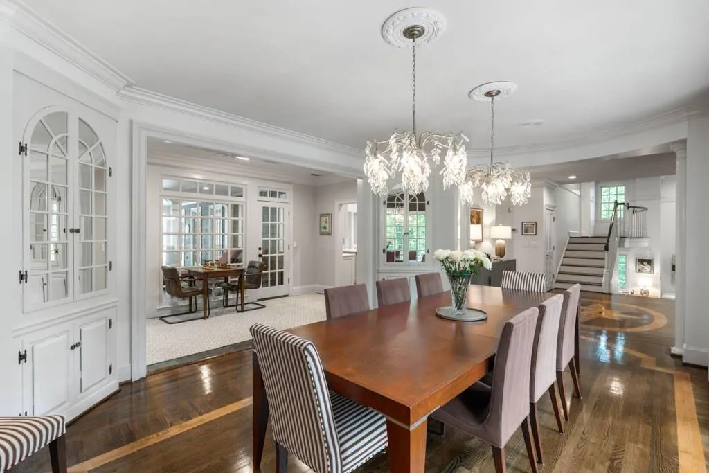 Elegant dining room